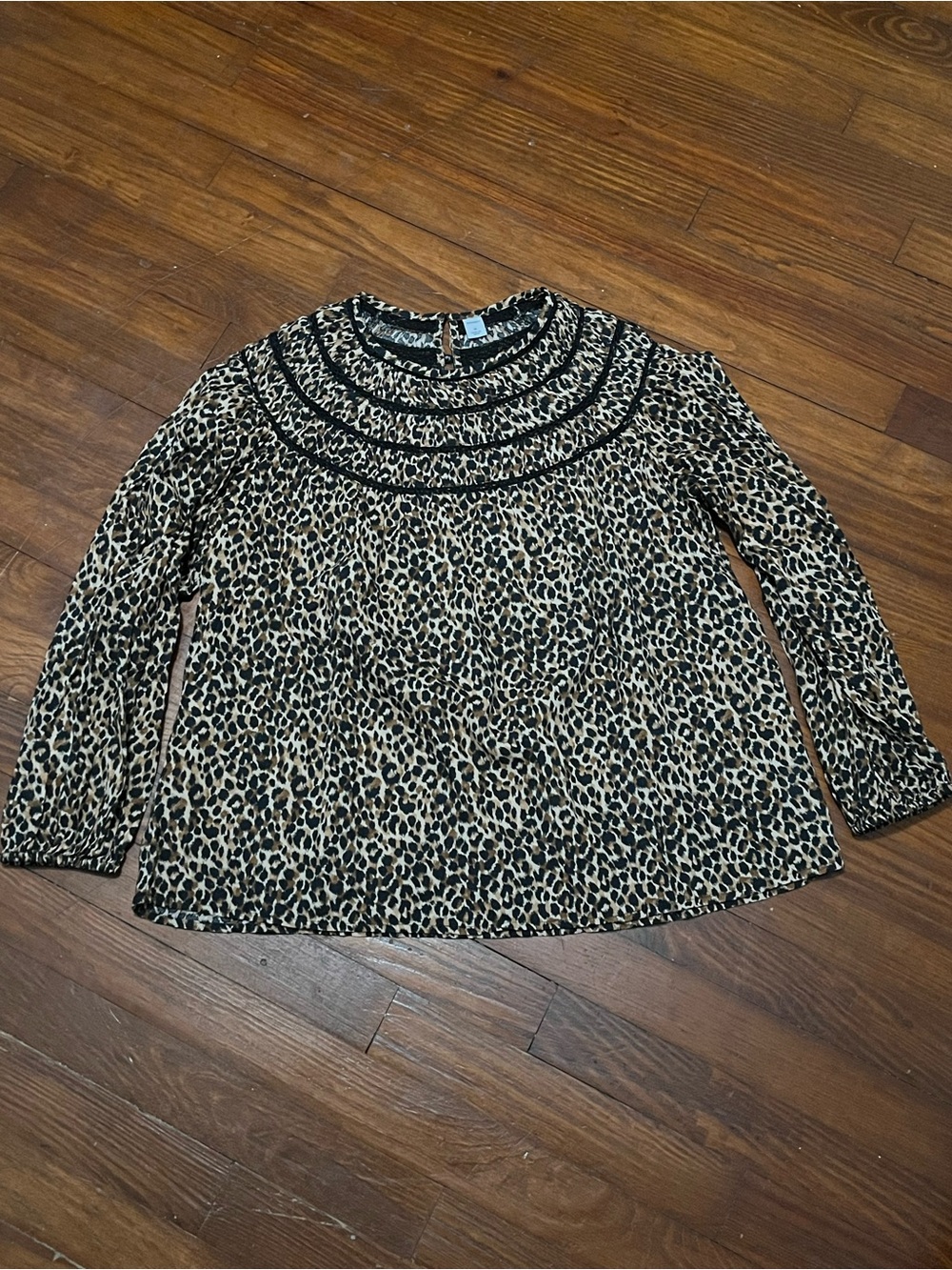 Old Navy Tan and Black Leopard Print Long Sleeve Top